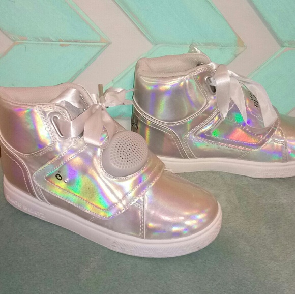 bluetooth tennis shoes